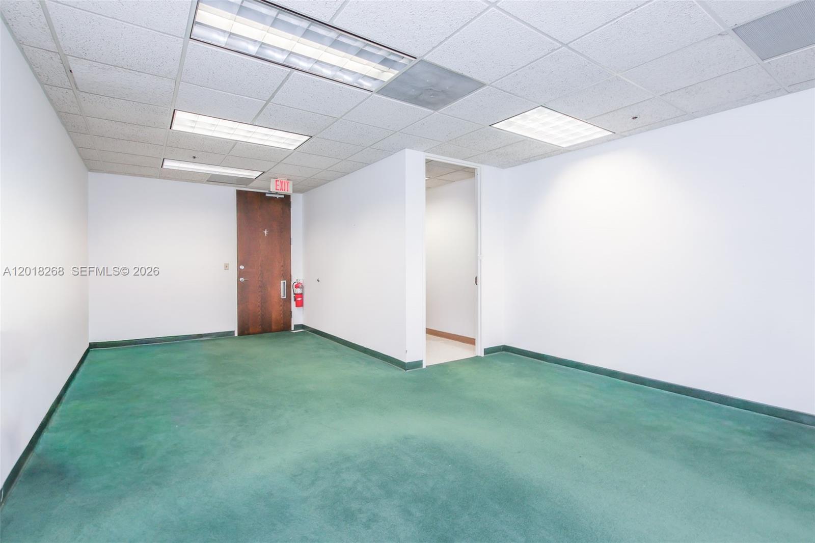 1900 Glades Rd 353