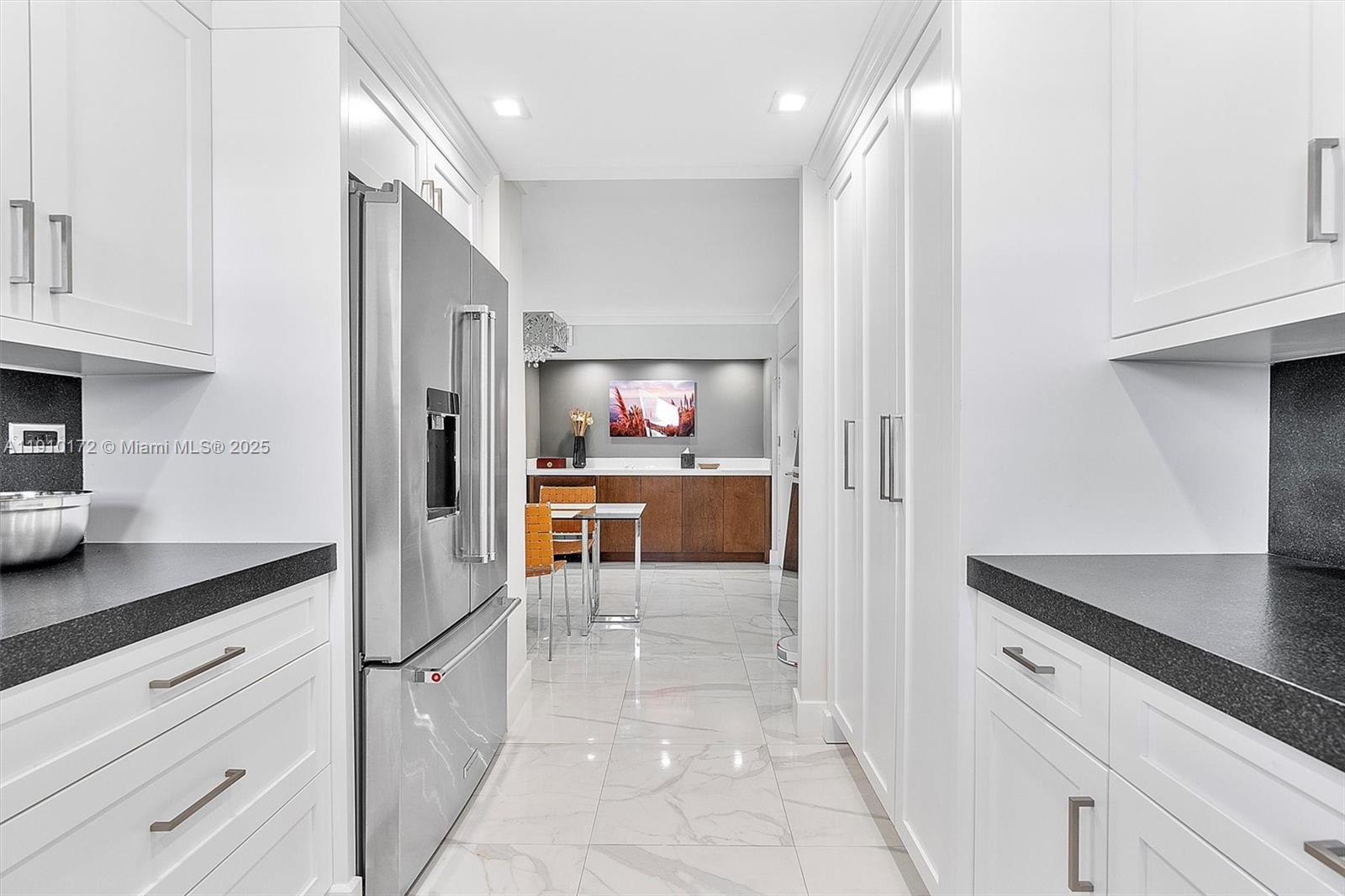 OCEANSIDE PLAZA CONDO - Residential Lease