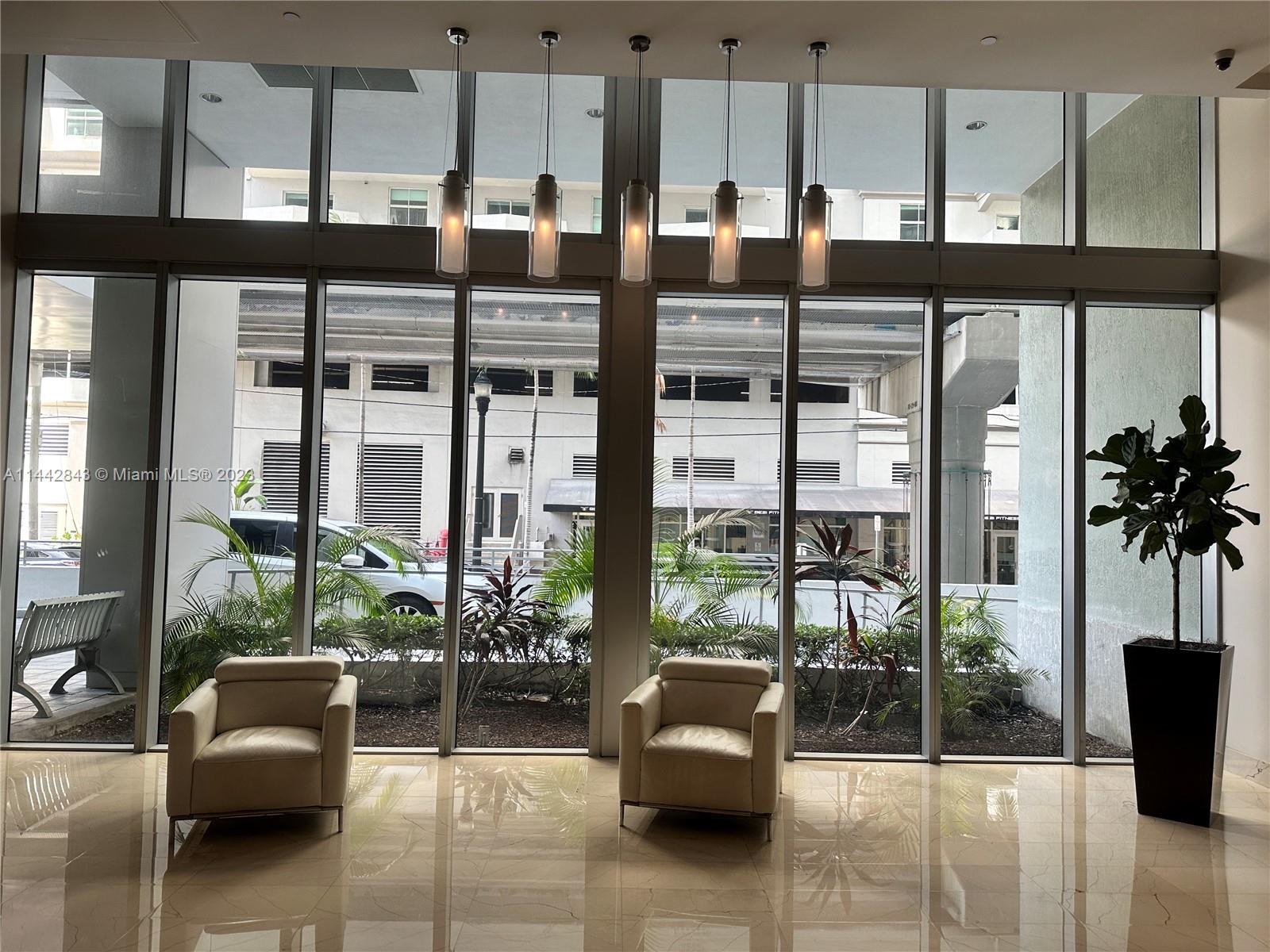 THE AXIS ON BRICKELL II C - Residential Lease