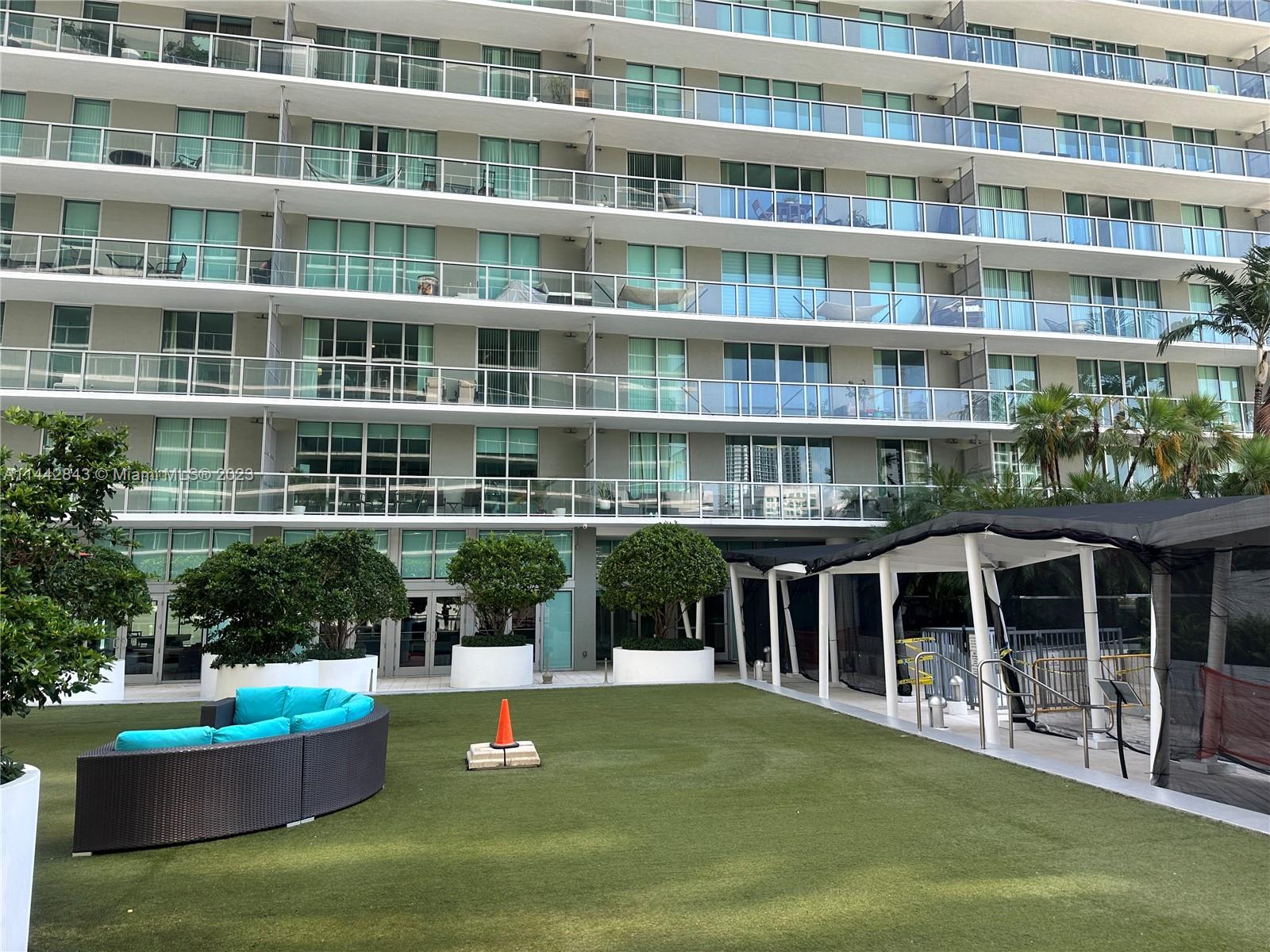 THE AXIS ON BRICKELL II C - Residential Lease