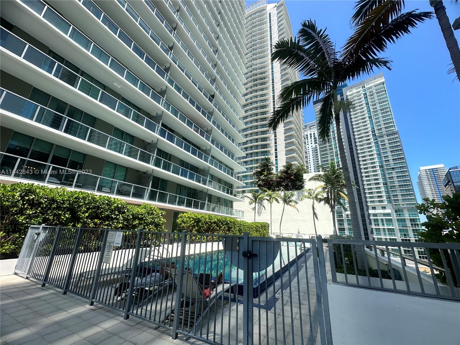 THE AXIS ON BRICKELL II C - Residential Lease