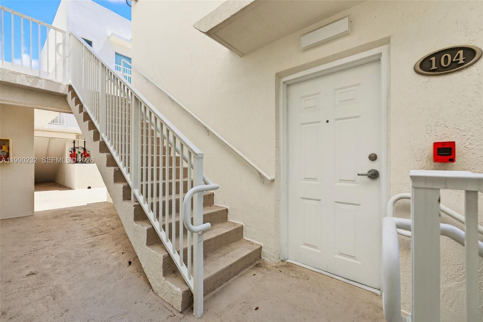 LAS BRISAS OF MIAMI BEACH - Residential