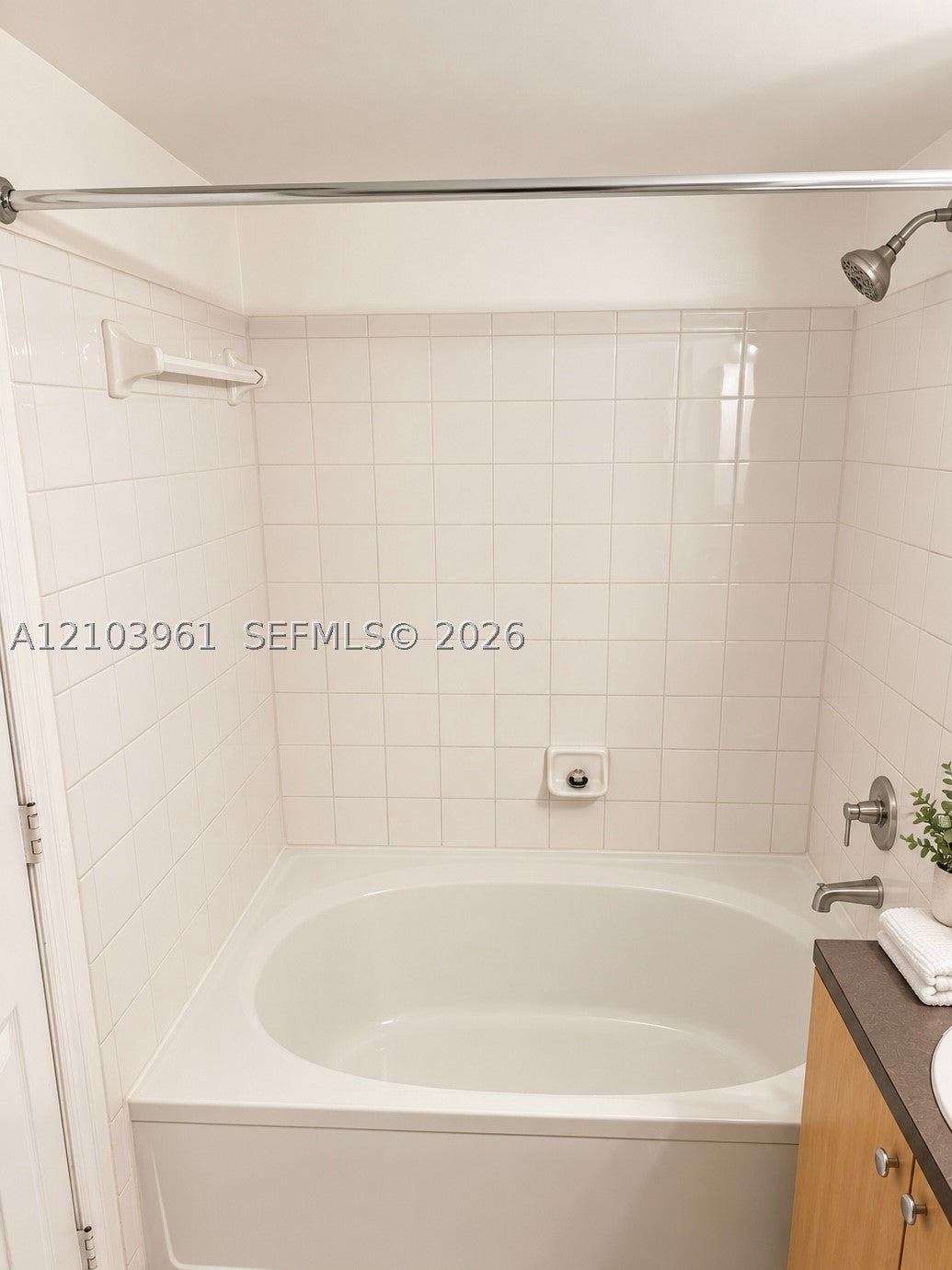 2841 NE 185th St 510