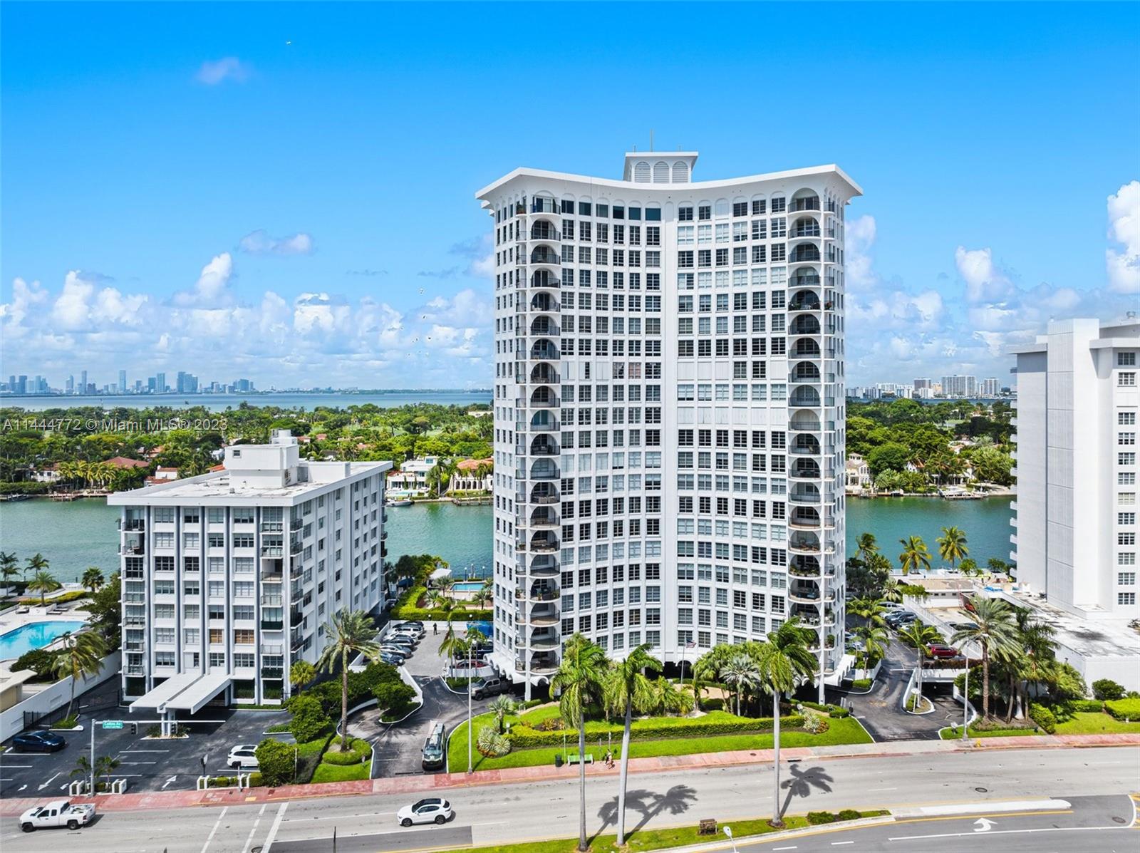 Property for Sale at 5660 Collins Ave 11C, Miami Beach, Miami-Dade County, Florida - Bedrooms: 2 
Bathrooms: 3  - $699,000