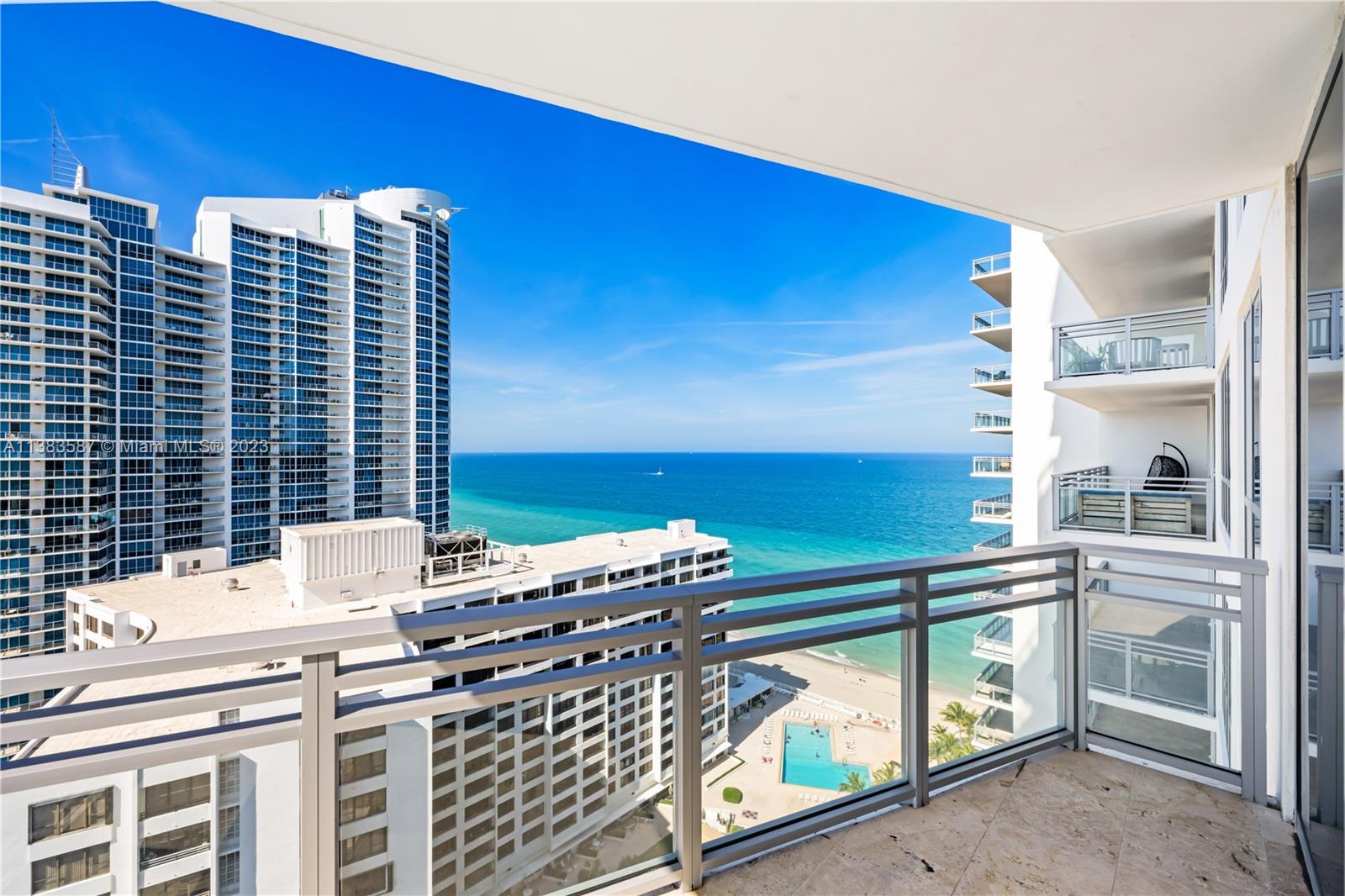 DIPLOMAT OCEANFRONT RESID - Residential