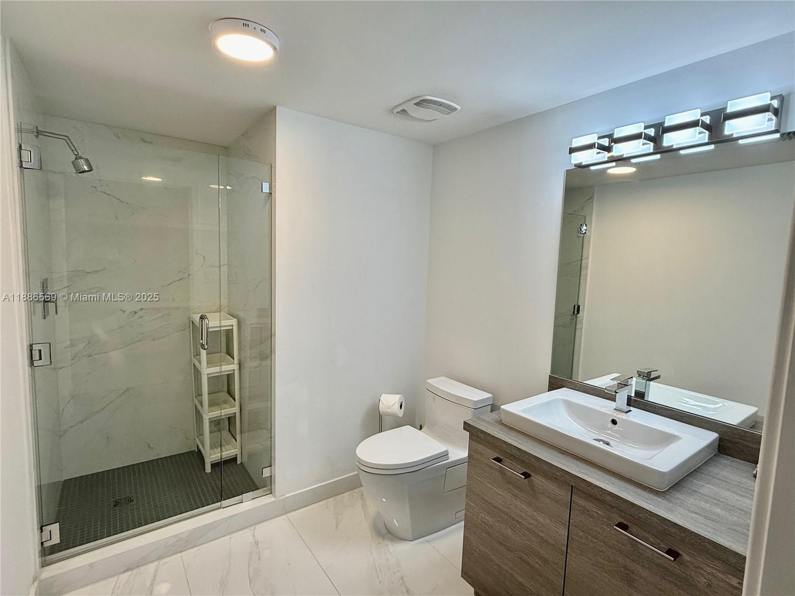 400 SUNNY ISLES CONDO EAS - Residential