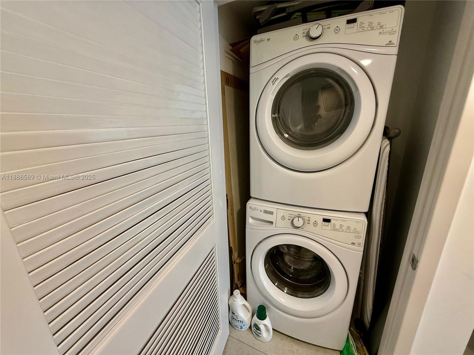 400 SUNNY ISLES CONDO EAS - Residential