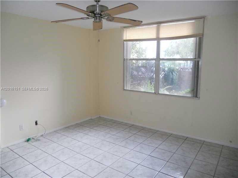 ROYAL PARK CONDO - Residential Lease