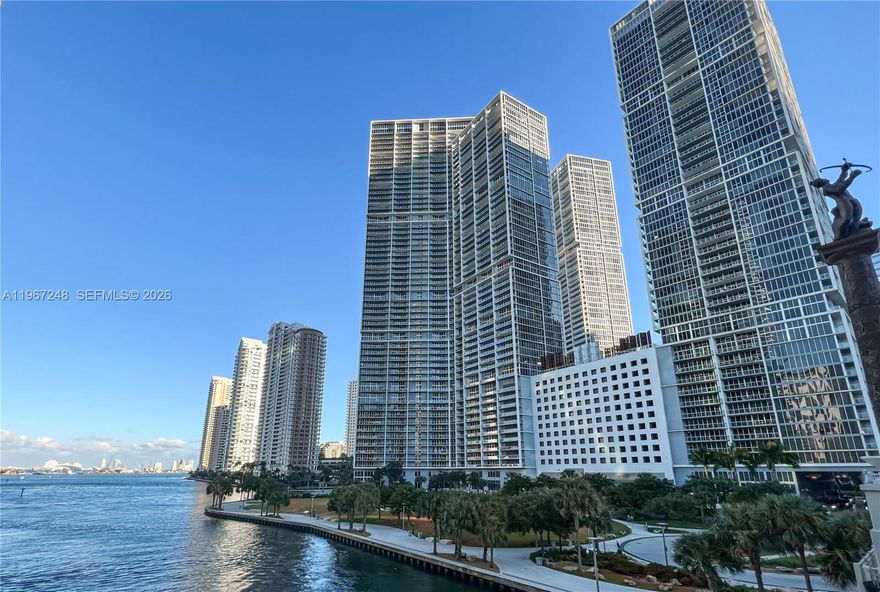Stunning 1BD/1BA residence at ICON Brickell Tower II designed by Philippe Starck. Prime Brickell location just steps from Mary Brickell Village and Brickell City Centre.

This unit features additional kitchen cabinetry providing increased storage as well as extra closet space in the bedroom offering a rare advantage for this layout. Interior finishes include porcelain flooring throughout floor to ceiling windows and automatic shades.

Open kitchen with Italian cabinetry Sub Zero refrigerator and Wolf appliances.

Full service building with resort style amenities including spa fitness center yoga Pilates and spin classes on site dining 24 hour concierge valet and an expansive pool deck with one of Miami’s longest pools and a large jacuzzi.
