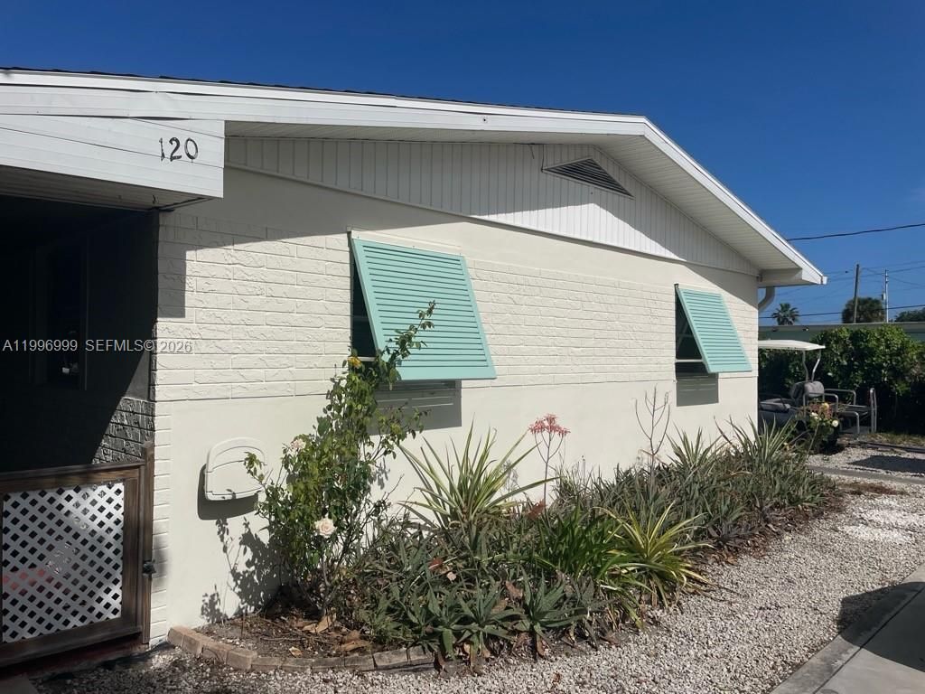 Photo of 120 Coquina St, Fort Pierce, FL 34949 (MLS # A11996999)