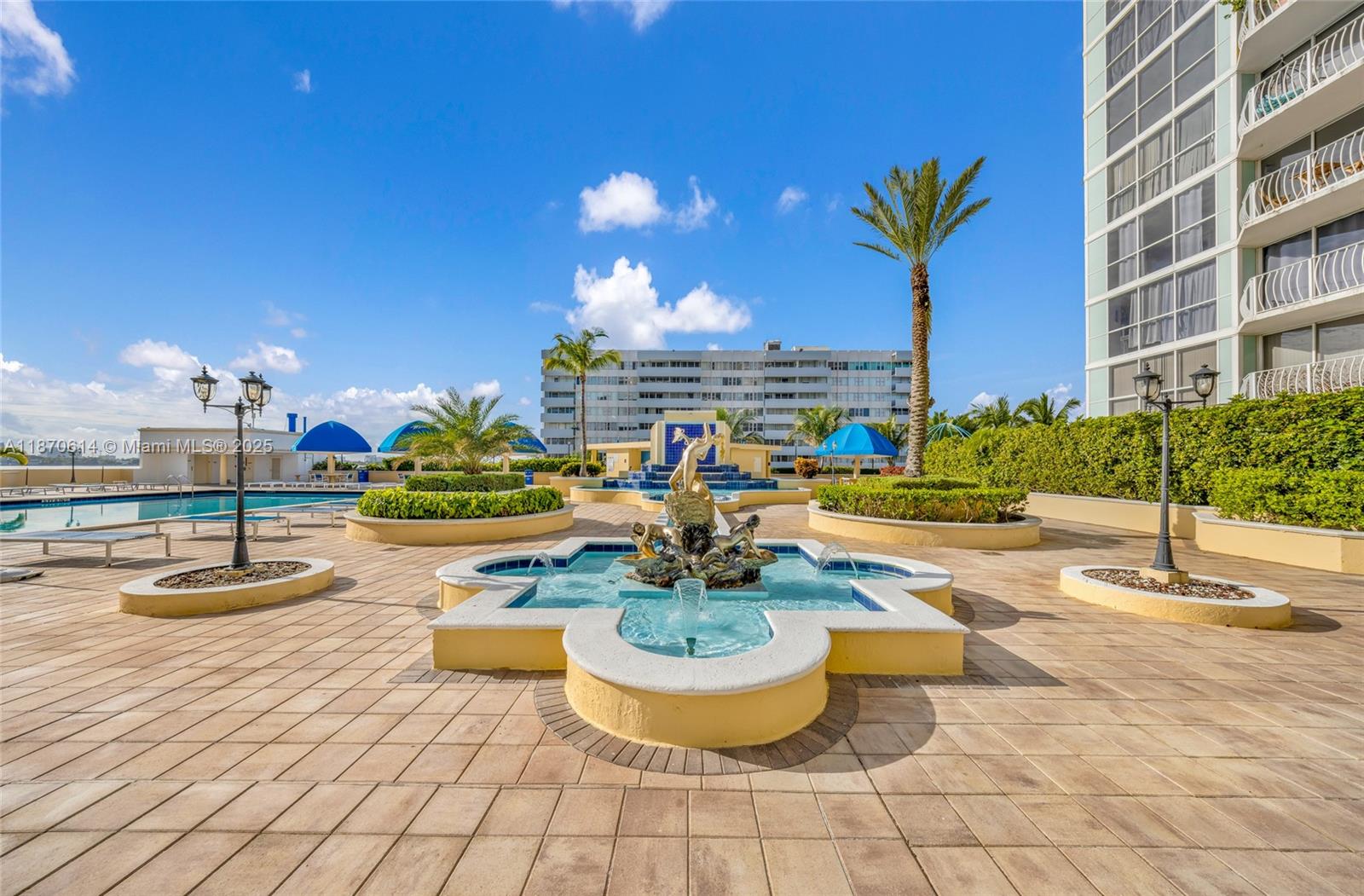 THE GRANDVIEW PALACE COND - Residential