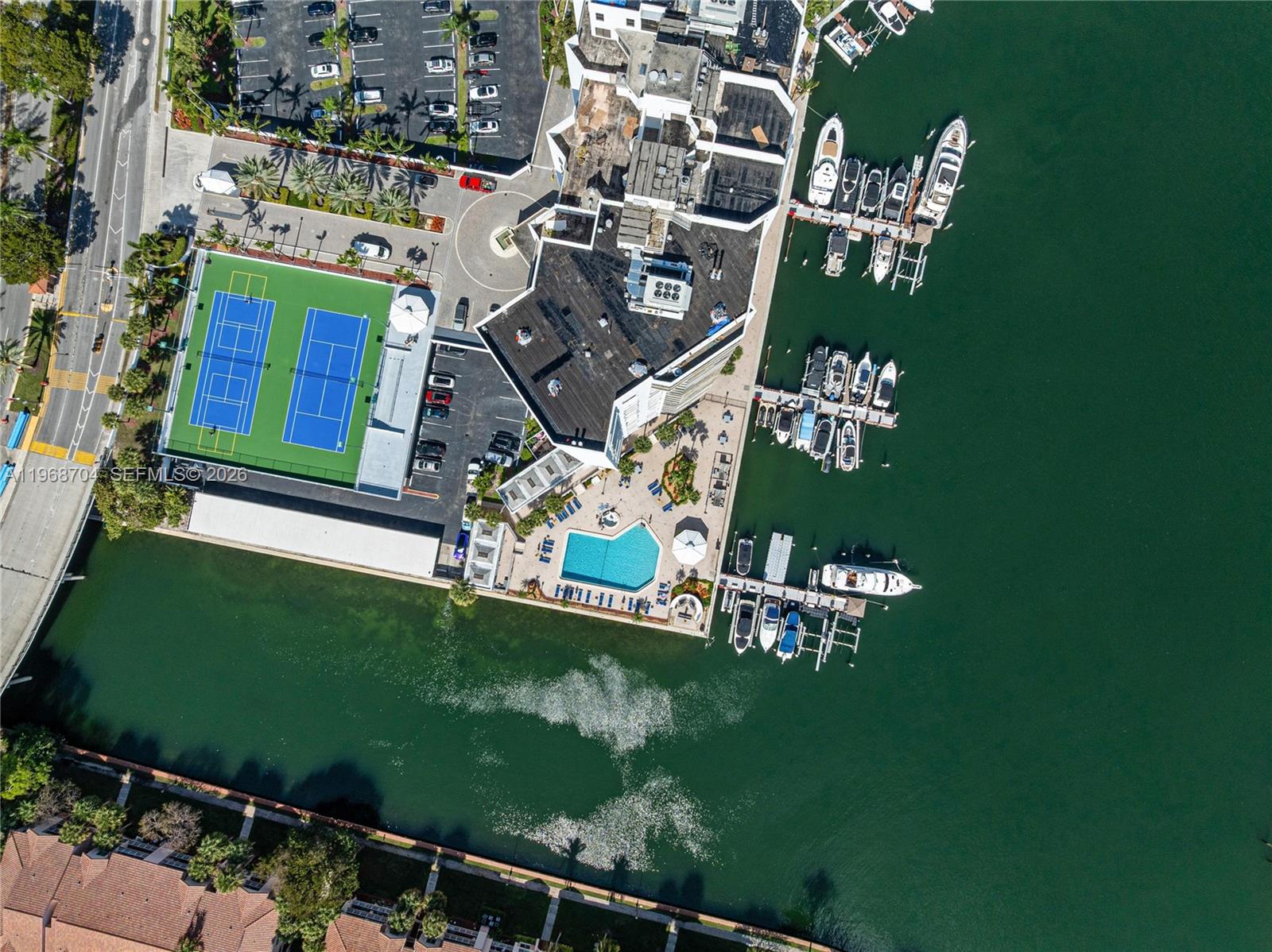 ANCHOR BAY CLUB CONDO - Residential