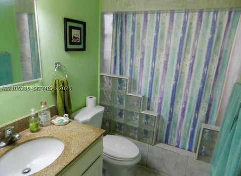 Photo of 5495 NW 10th Ct #208, Plantation, FL 33313 (MLS # A12106235)
