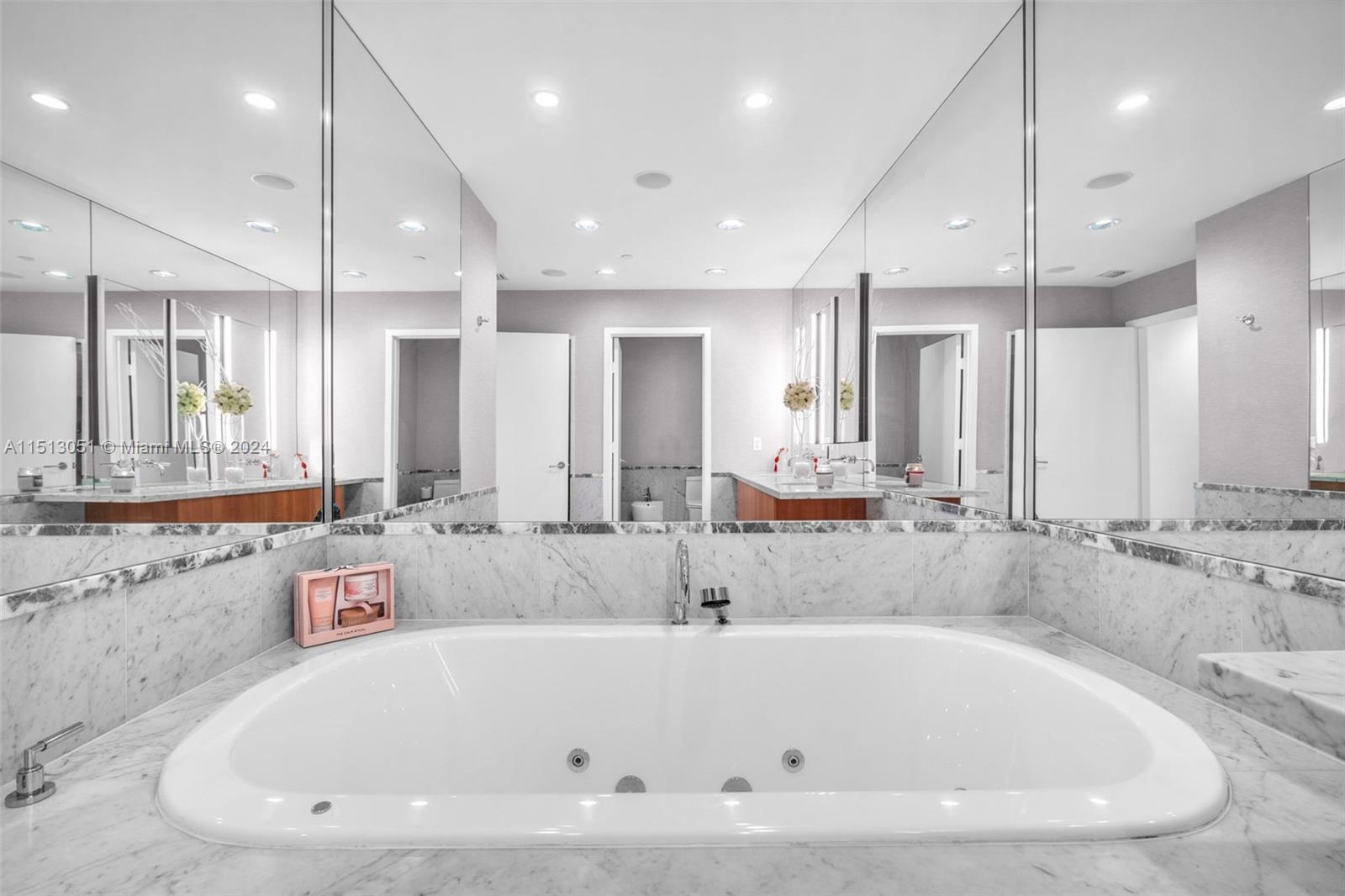 GORLIN AT AQUA CONDO - Residential