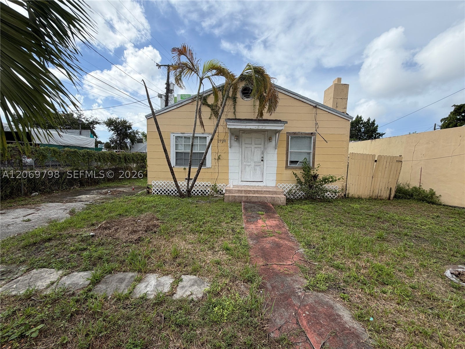 2728 NW 3rd St