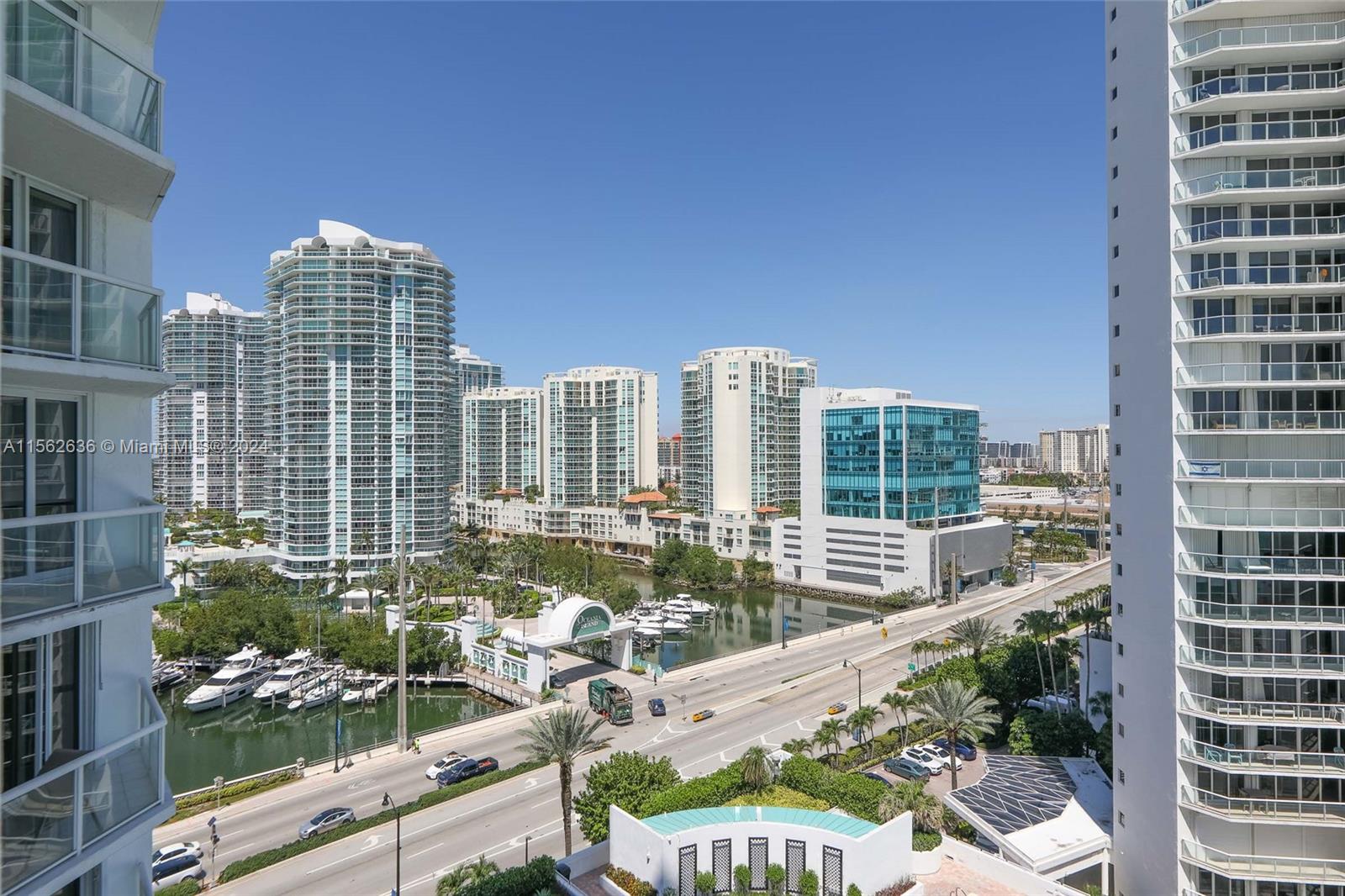 OCEANIA I CONDO - Residential