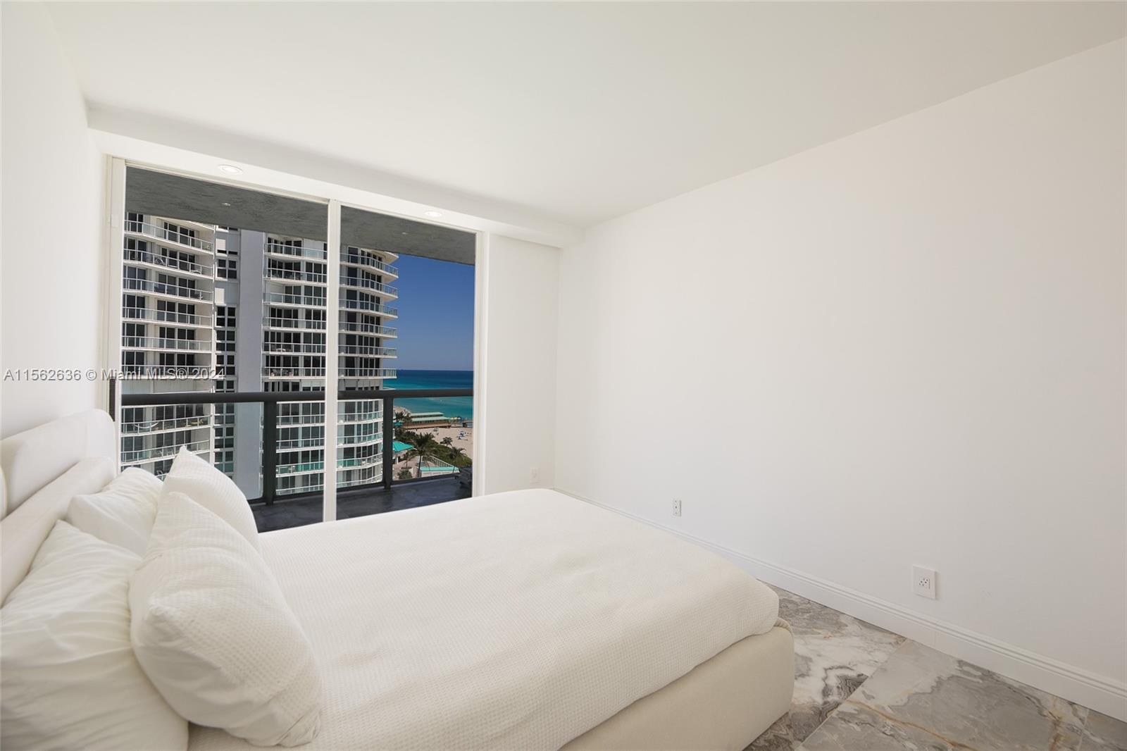 OCEANIA I CONDO - Residential