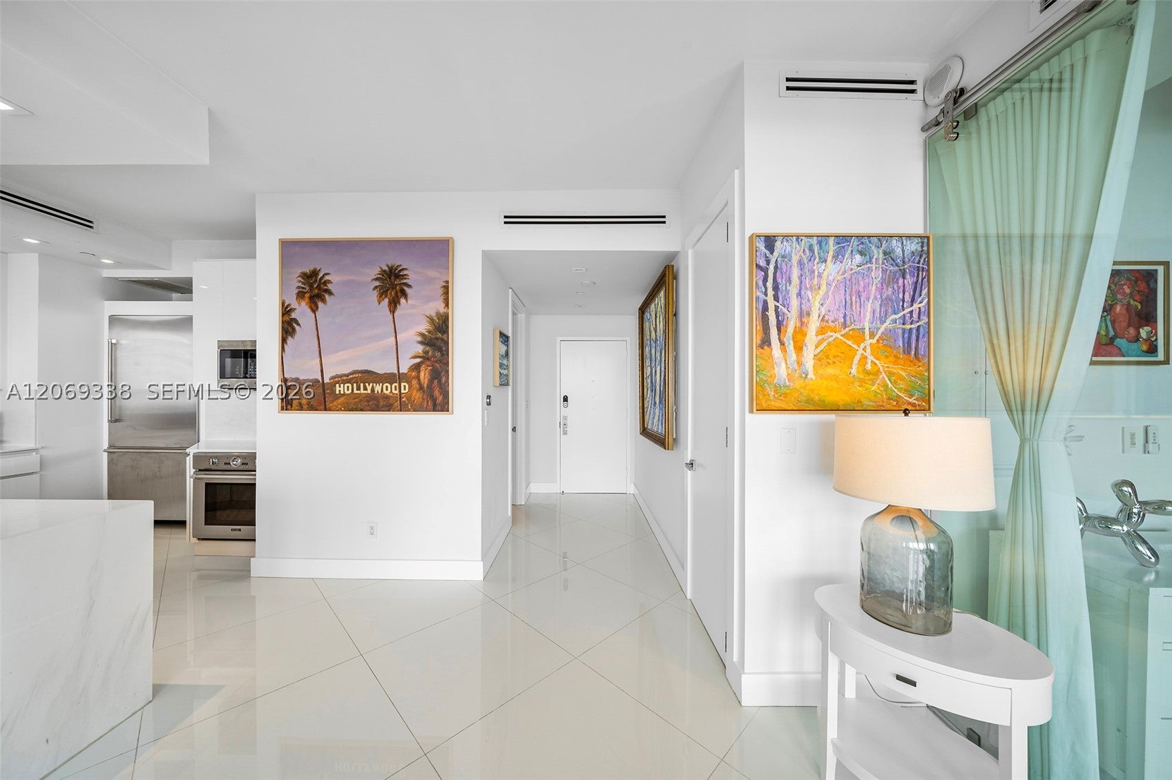 4779 Collins Ave PH4306