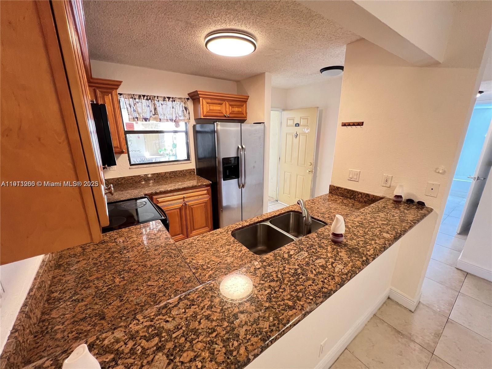 PALM BEACH PLACE CONDO - Residential Lease