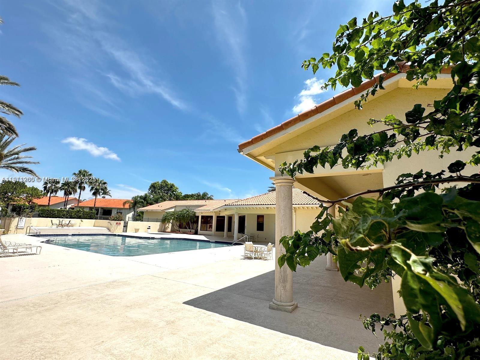 PALM BEACH PLACE CONDO - Residential Lease