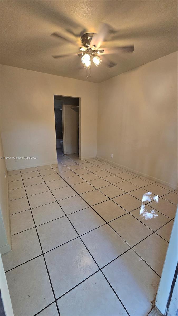 Rental Property at 210 Nw 5th Ave 3, Dania Beach, Miami-Dade County, Florida - Bedrooms: 1 
Bathrooms: 1  - $1,350 MO.