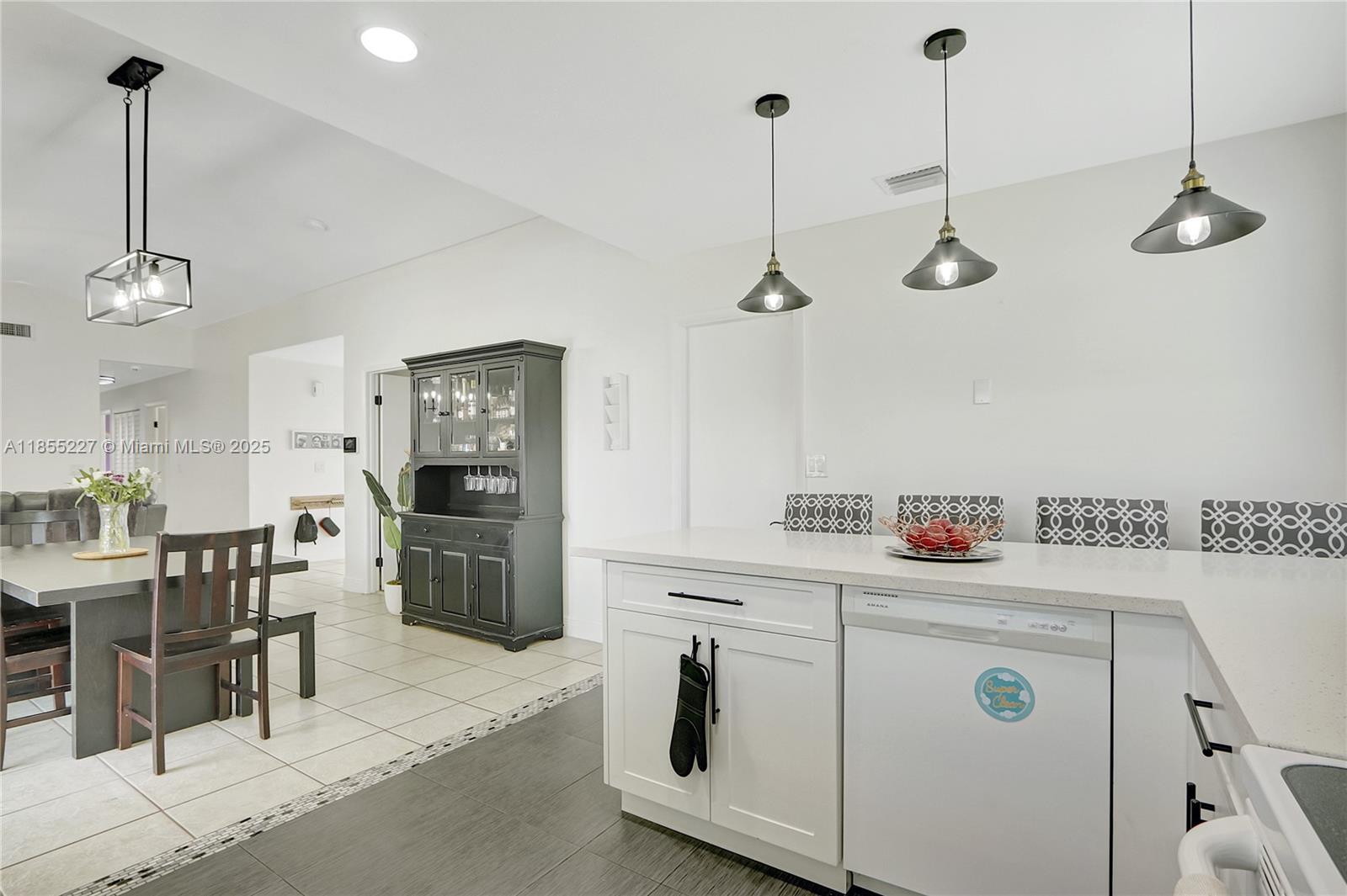 MEADOW WOOD MANOR SEC 5 - Residential