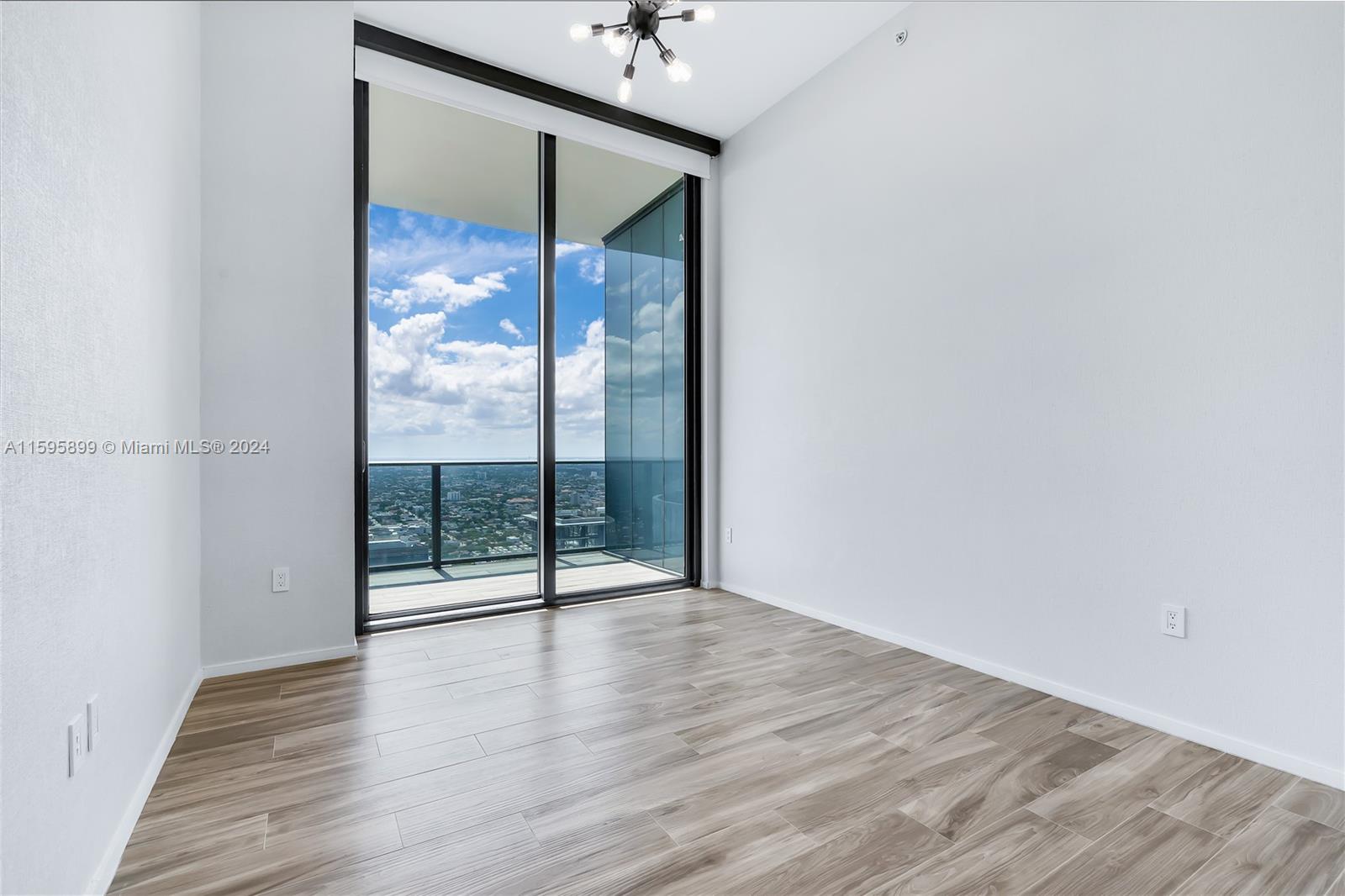 801 SMA RESIDENCES CONDO - Residential