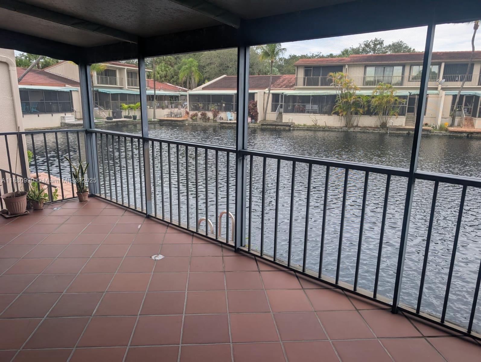 MIAMI LAKES - LAKE SANDRA - Residential Lease