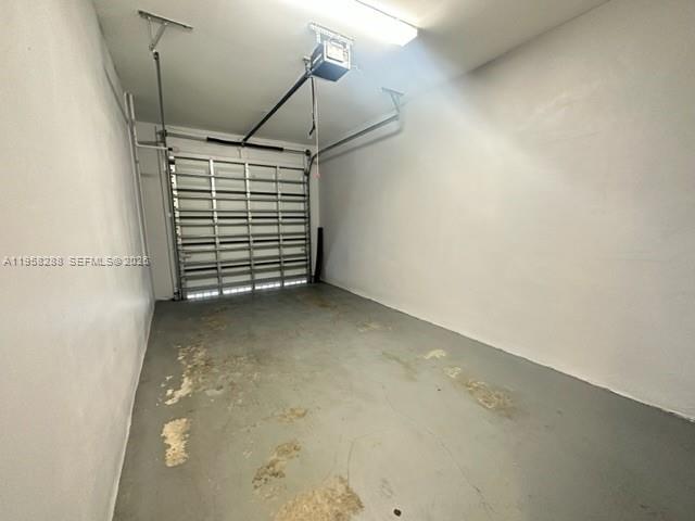 Calabria Residences - Residential Lease