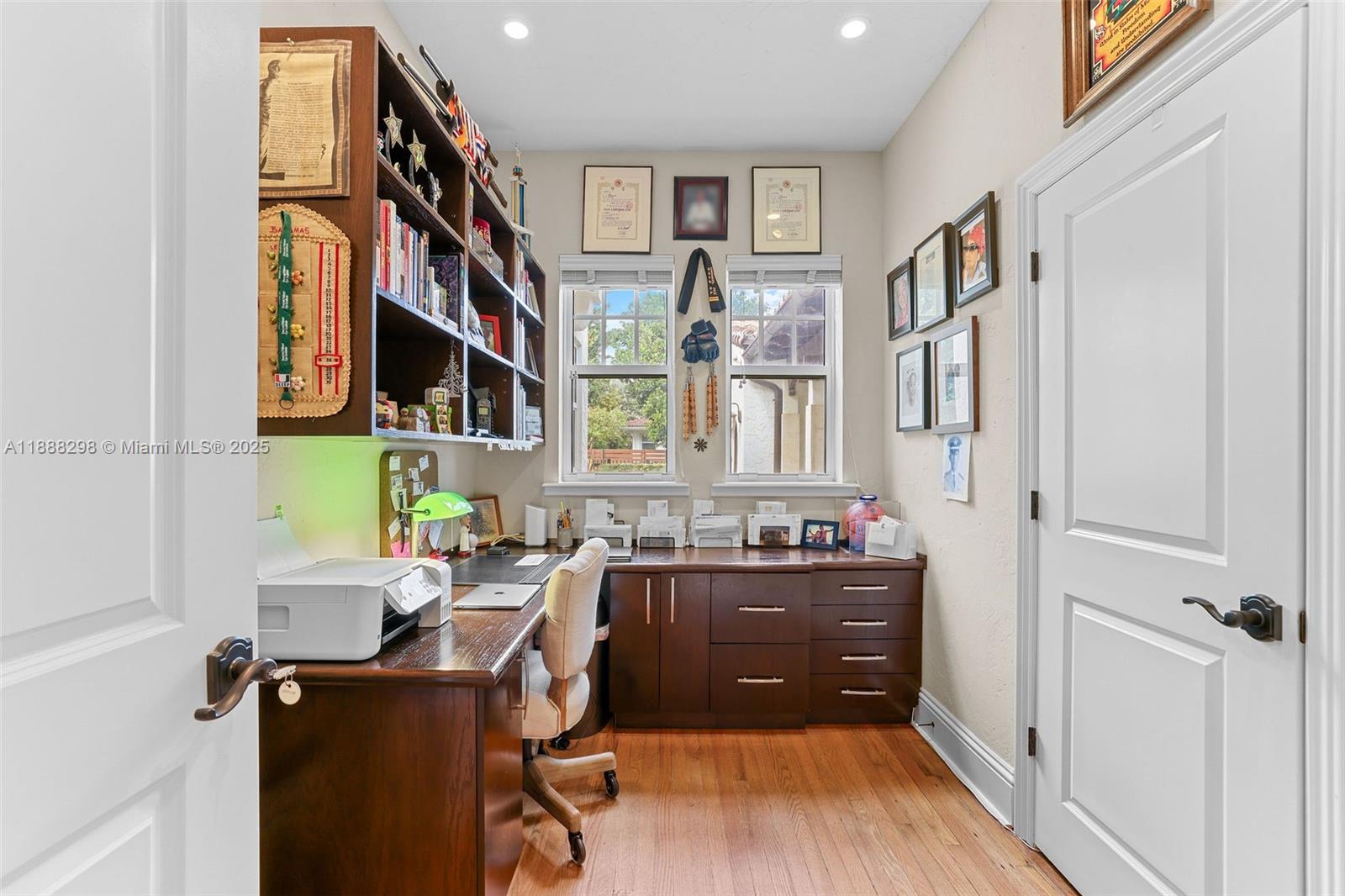 MIAMI SHORES SEC 8 REV - Residential