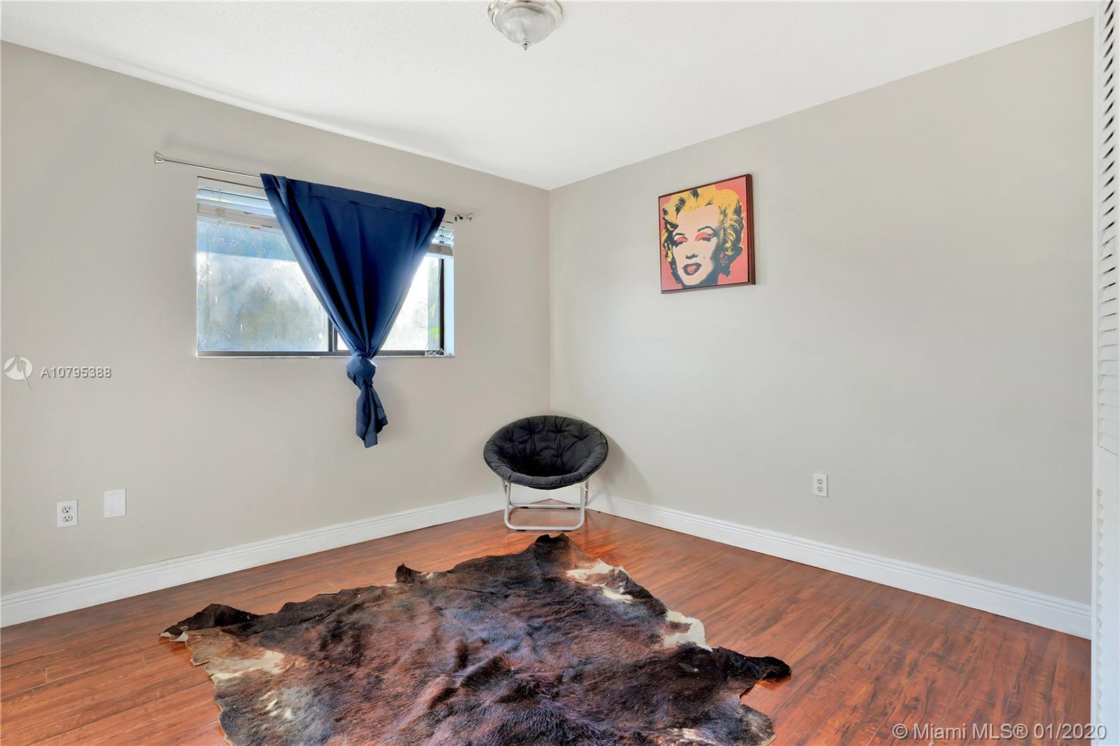 MEDITERRANIA - Residential