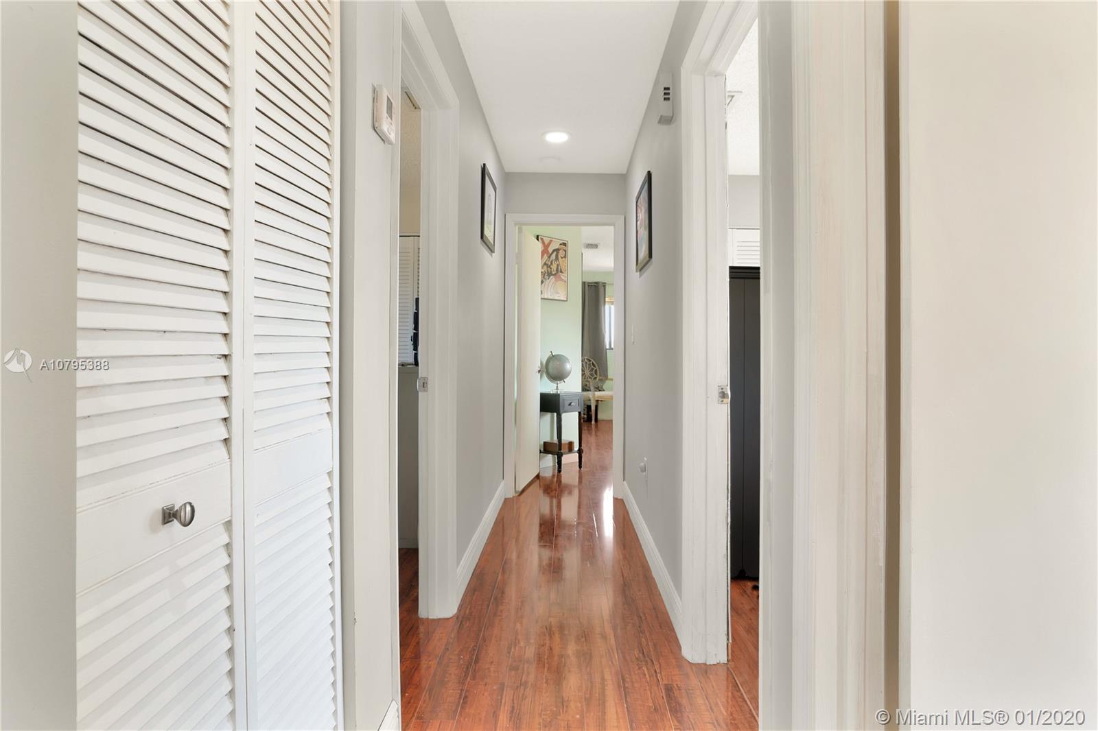 MEDITERRANIA - Residential