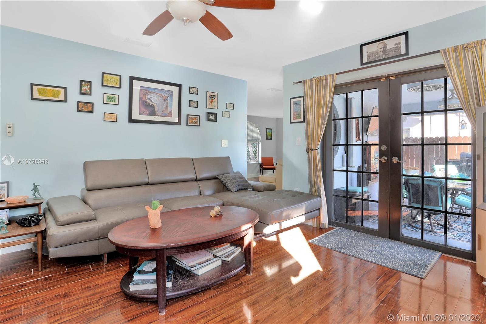 MEDITERRANIA - Residential