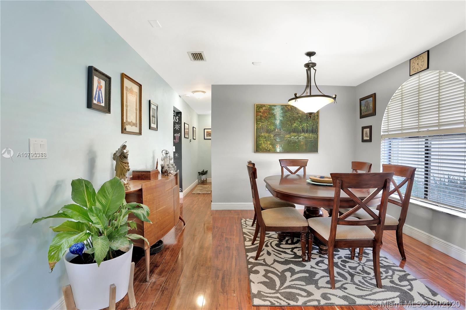 MEDITERRANIA - Residential