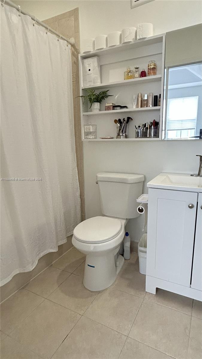 COSTA LINDA CONDO - Residential Lease