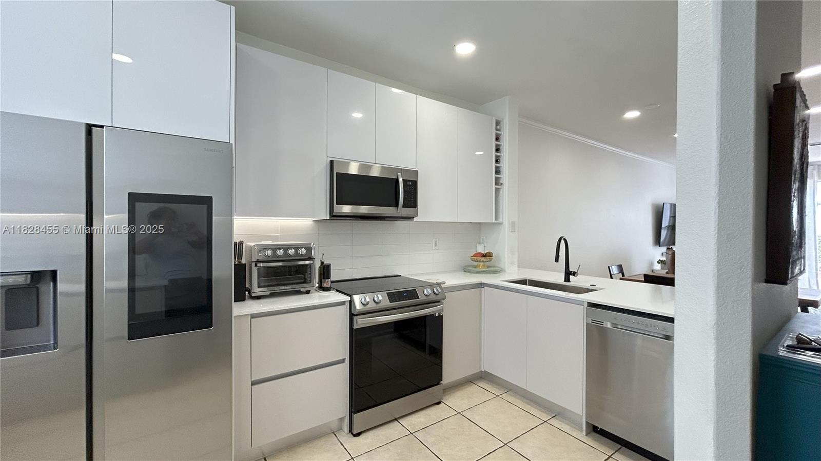 COSTA LINDA CONDO - Residential Lease