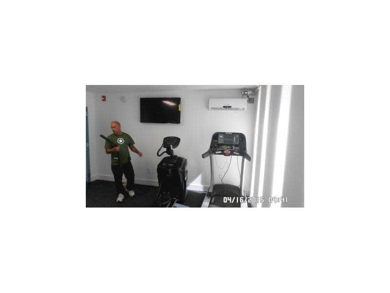 BISCAYNE COURT - Residential Lease