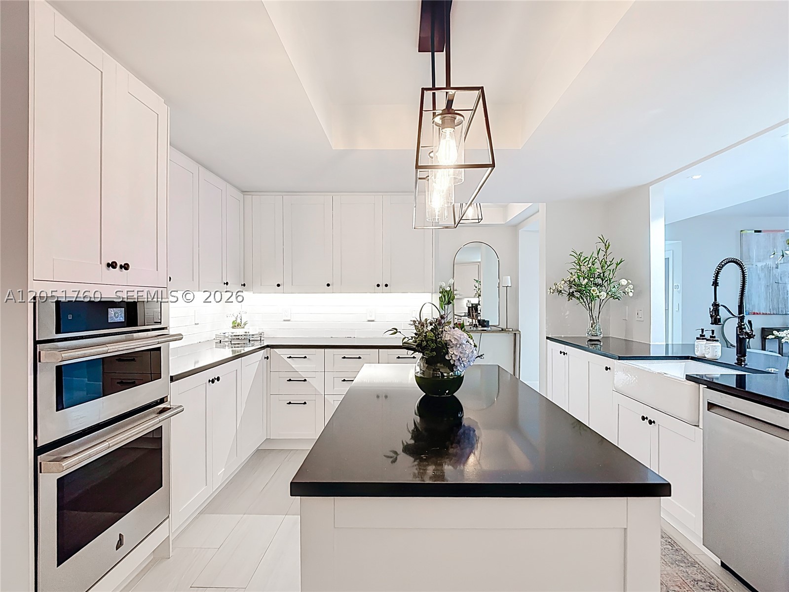 445 Grand Bay Dr 418