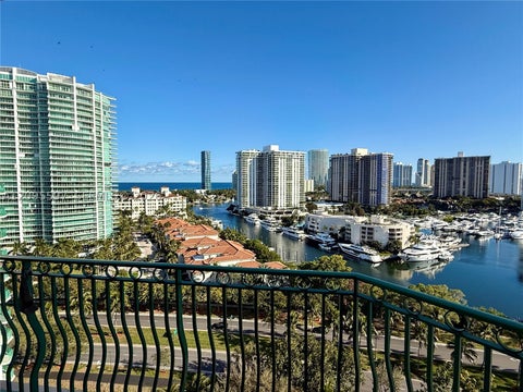 Photo of 19900 E Country Club Dr #TS03, Aventura, FL 33180 (MLS # A12095597)