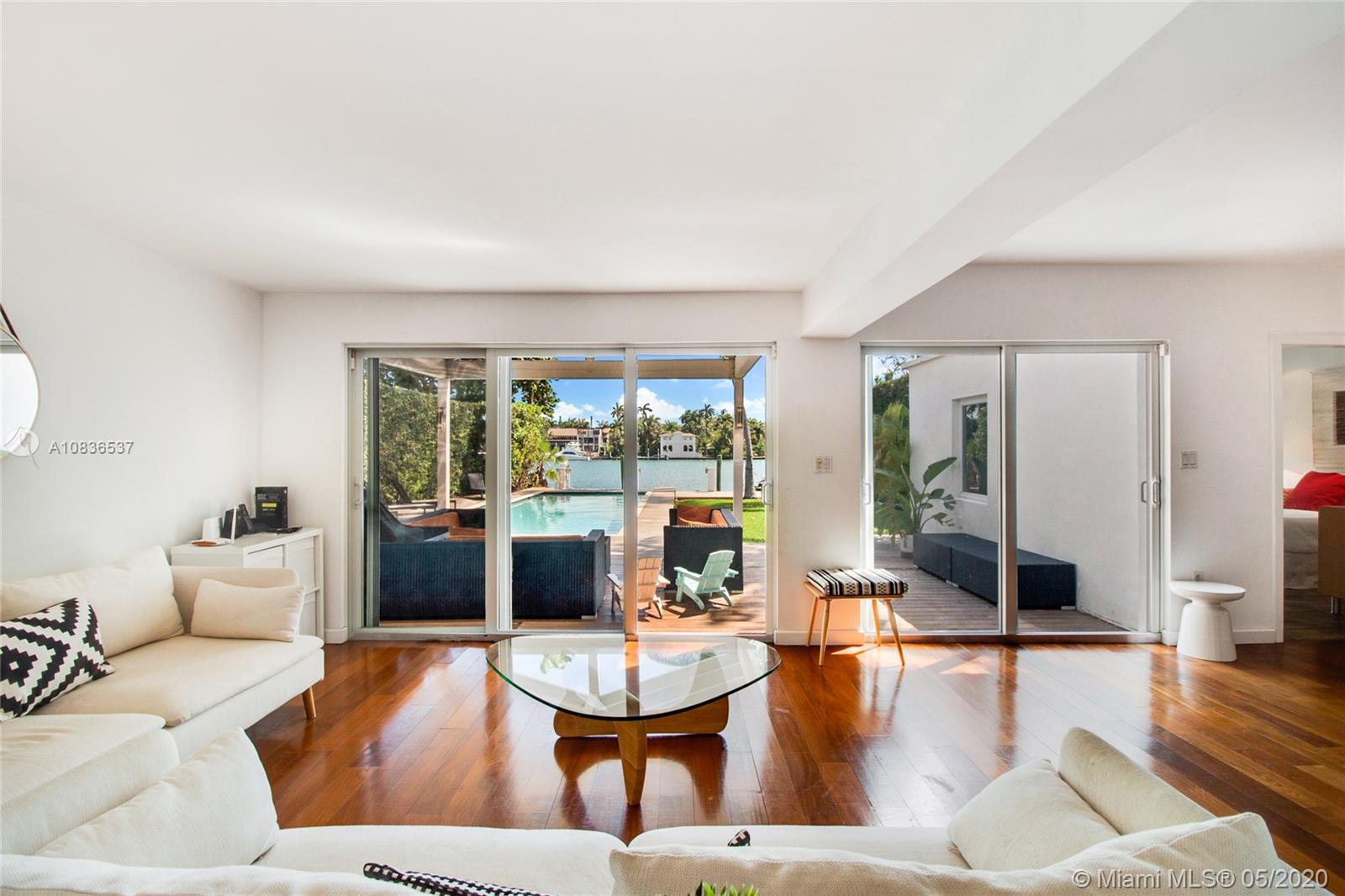 HIBISCUS ISLAND - Residential