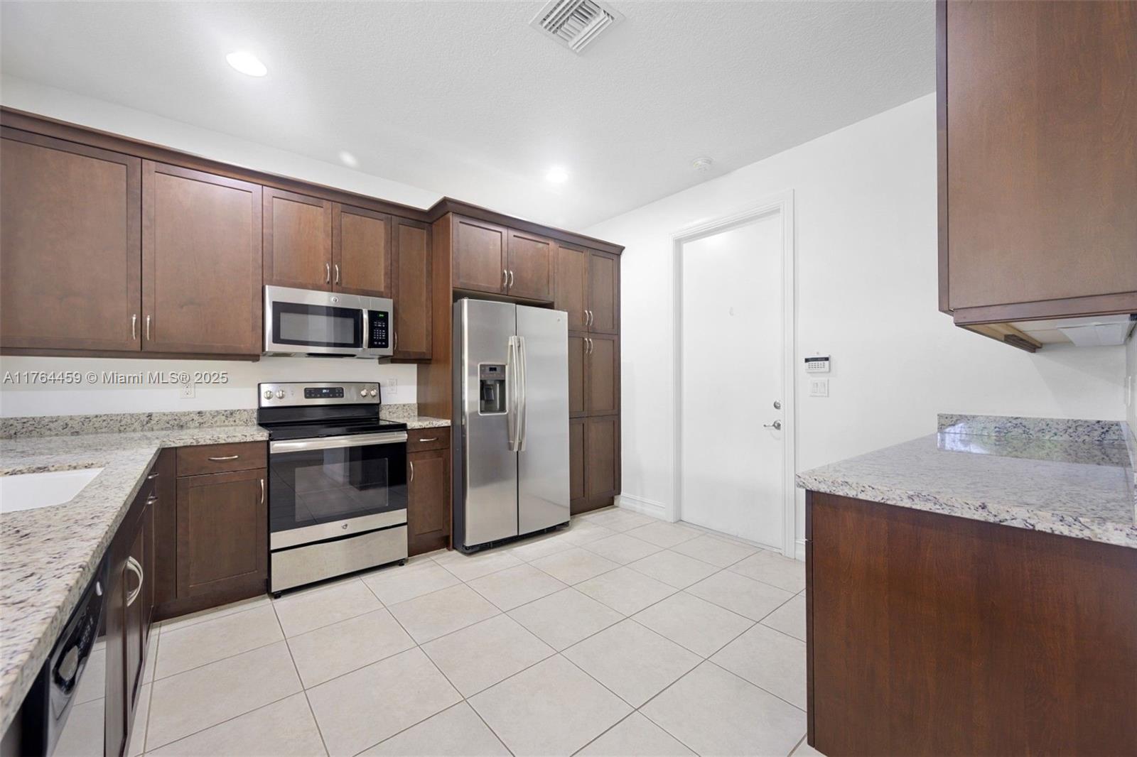 PARK CENTRAL AT CYPRESS K - Residential
