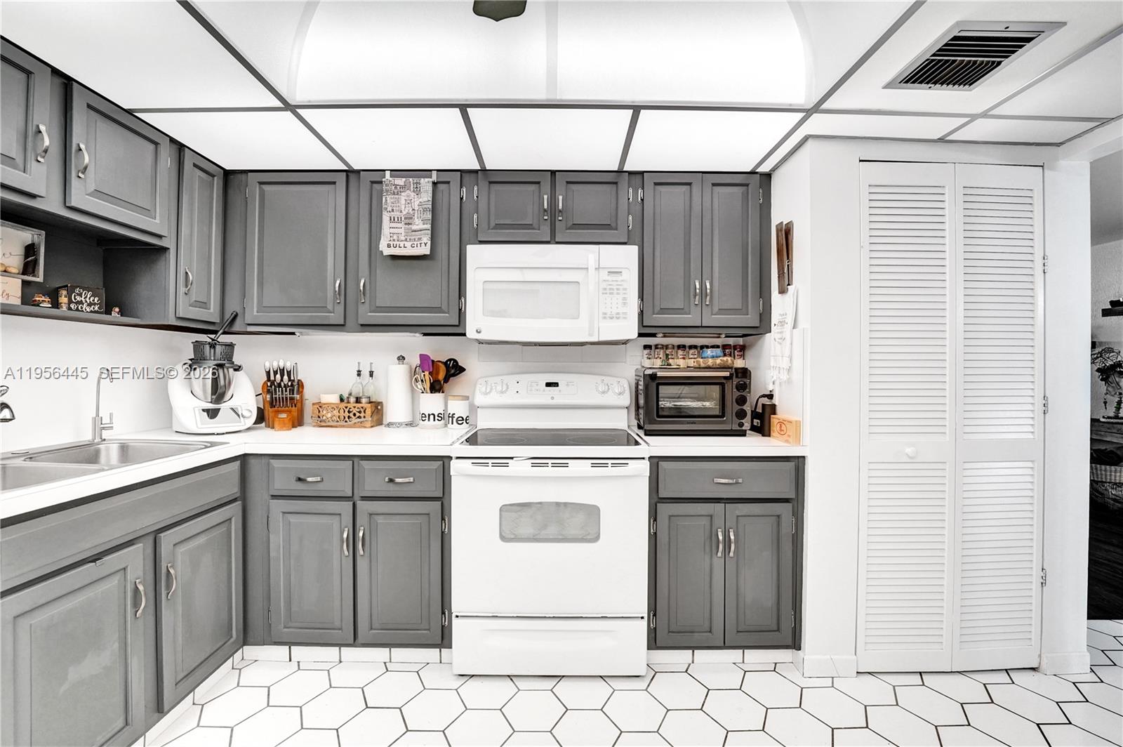 Renaissance II - Residential