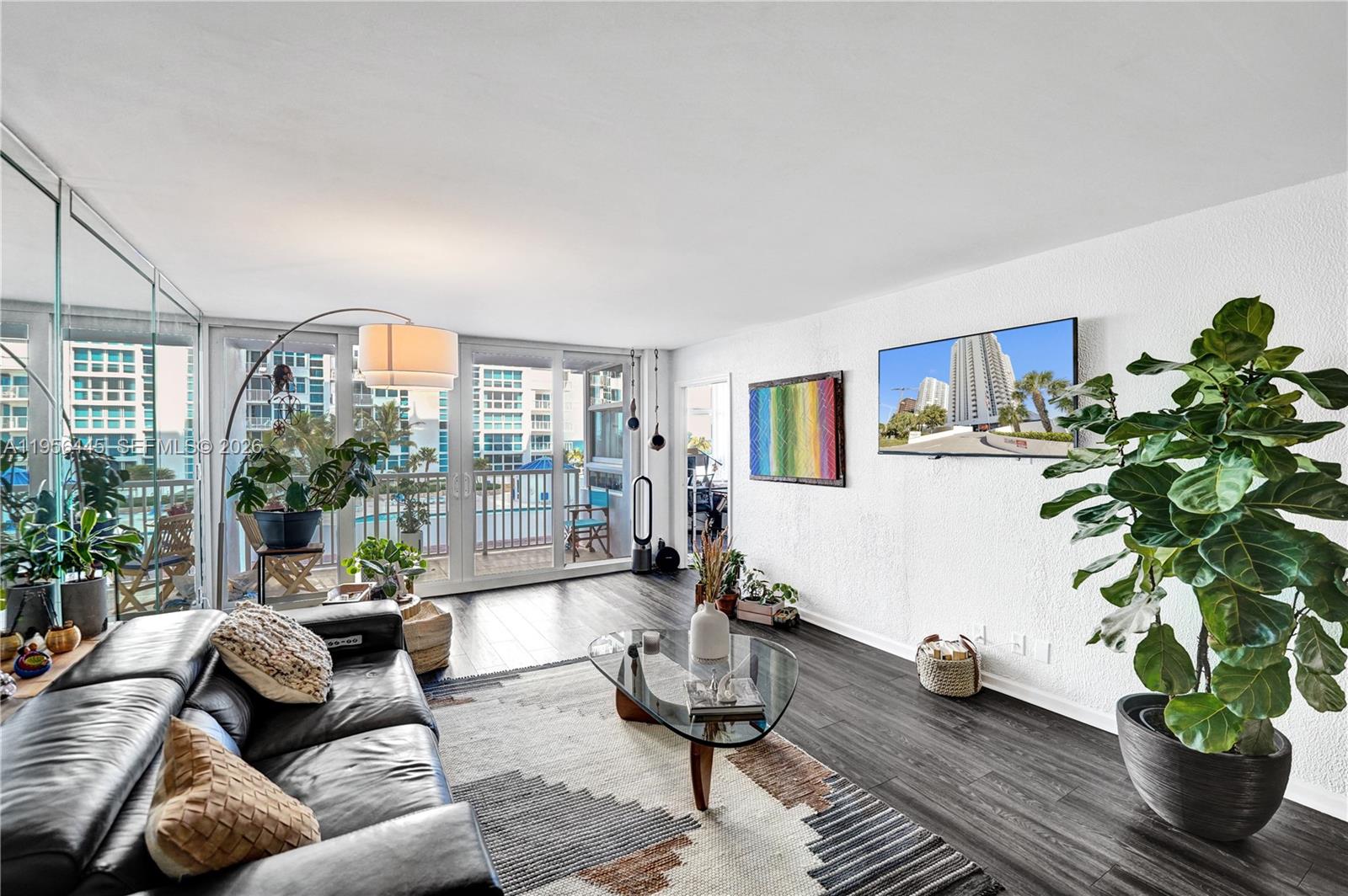 Renaissance II - Residential