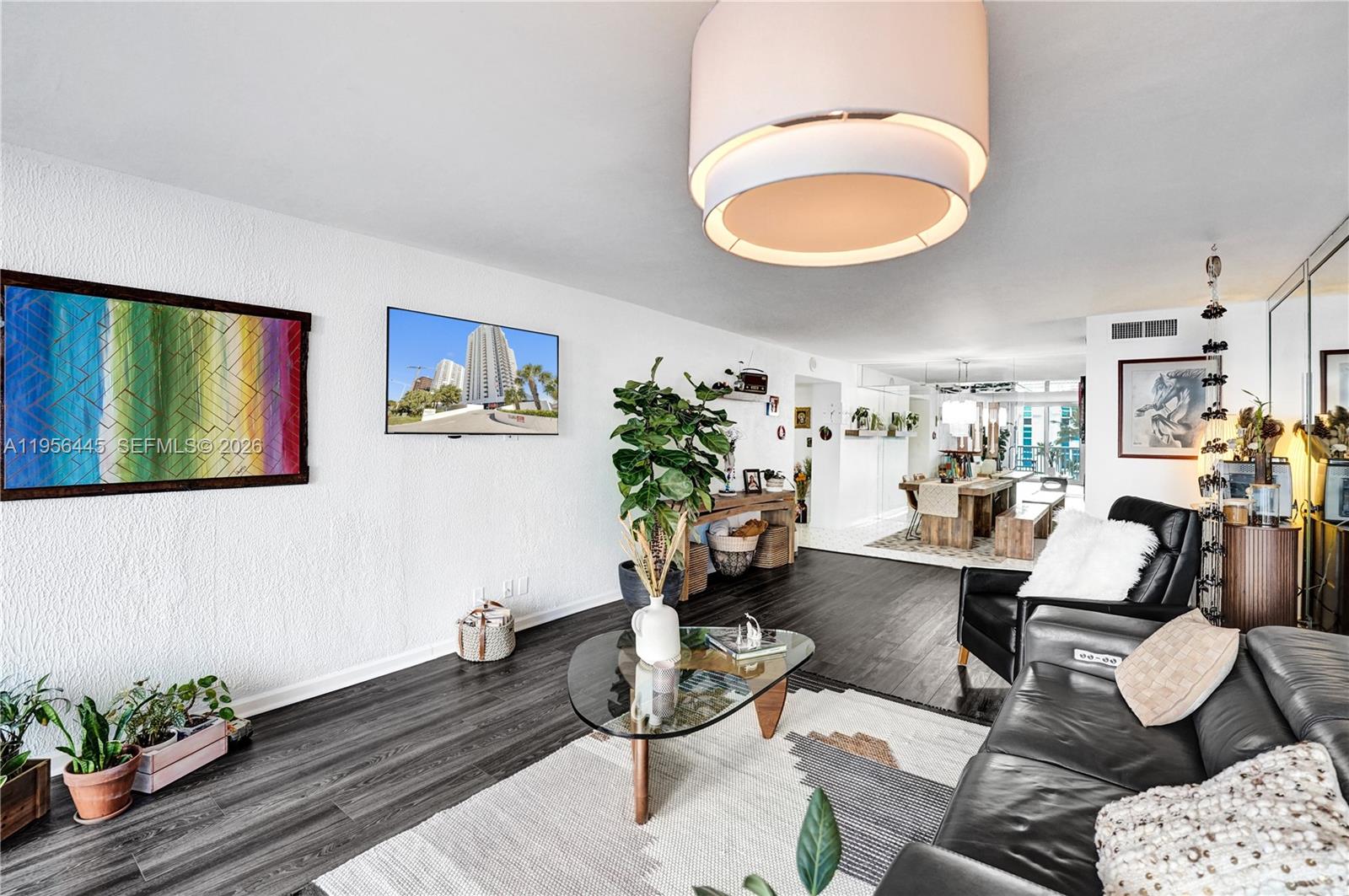 Renaissance II - Residential