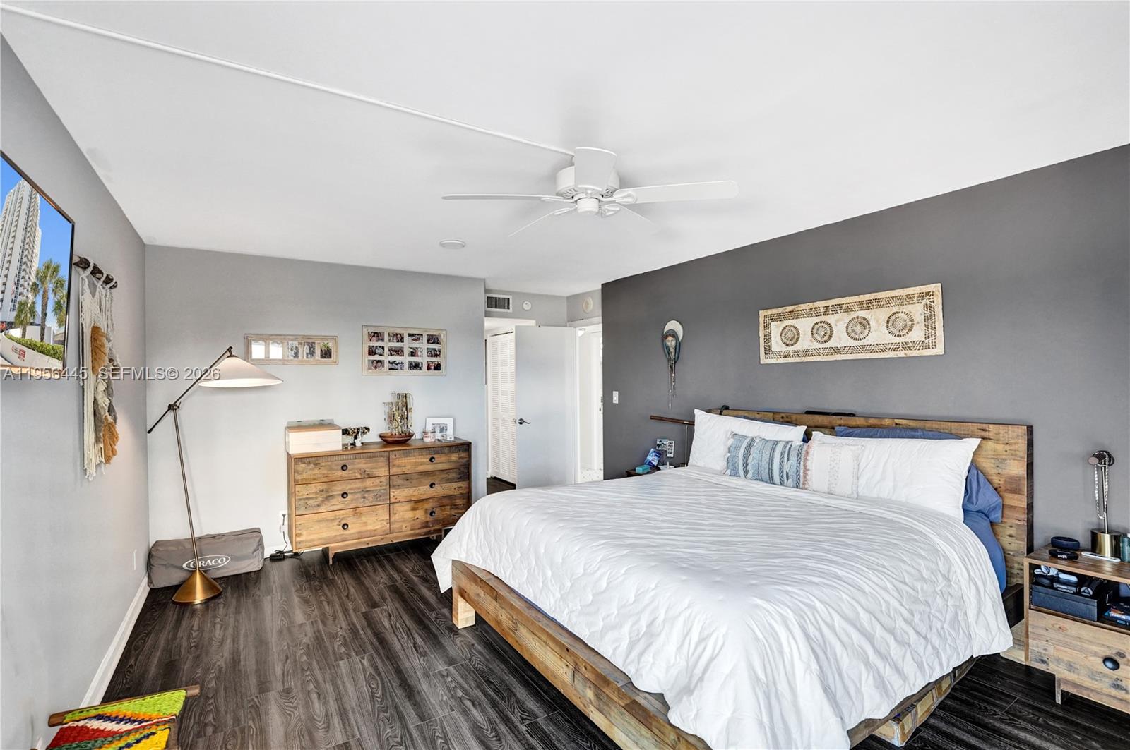 Renaissance II - Residential