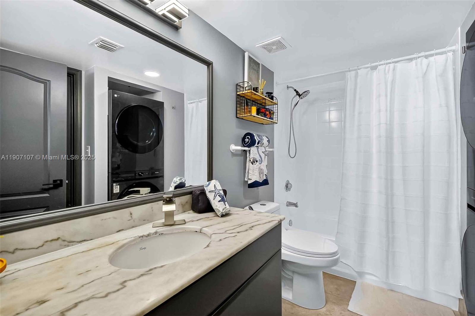 THE CLUB AT BRICKELL BAY - Residential Lease