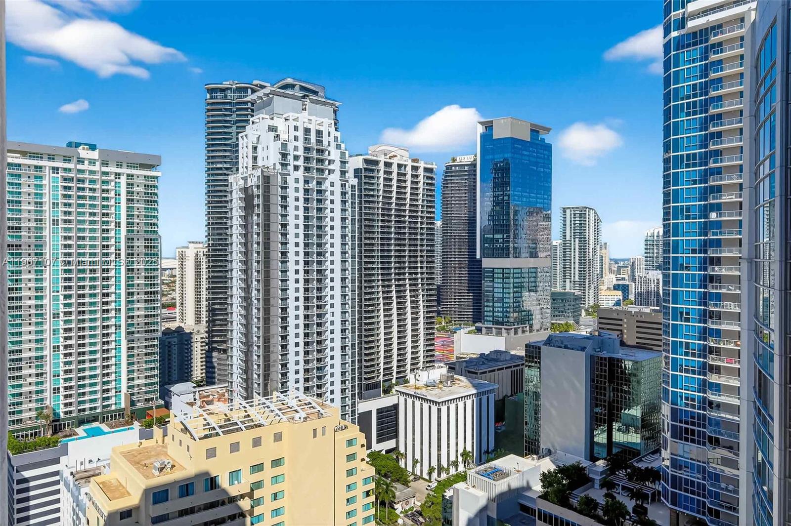 THE CLUB AT BRICKELL BAY - Residential Lease