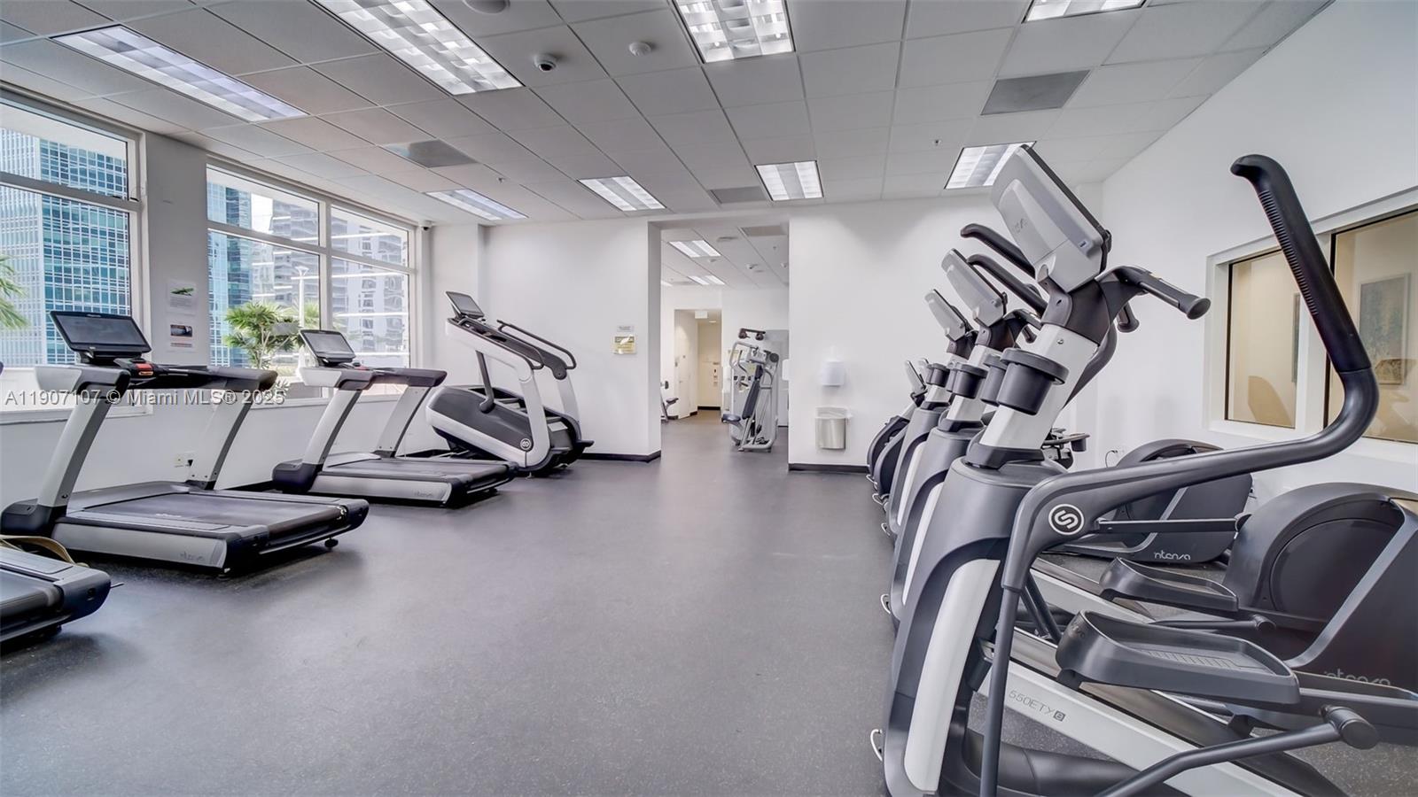 THE CLUB AT BRICKELL BAY - Residential Lease