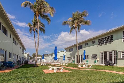 5400 N Ocean Blvd 7 Lauderdale By The Sea FL 33308