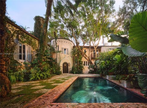 3467 N Moorings Way Coconut Grove FL 33133